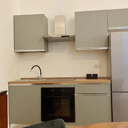 169home קטאניה
